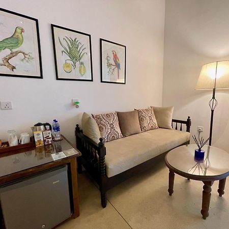 Claire Villa By Younger Villas & Resorts Ahangama Extérieur photo