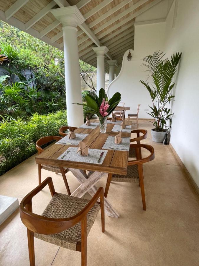 Claire Villa By Younger Villas & Resorts Ahangama Extérieur photo