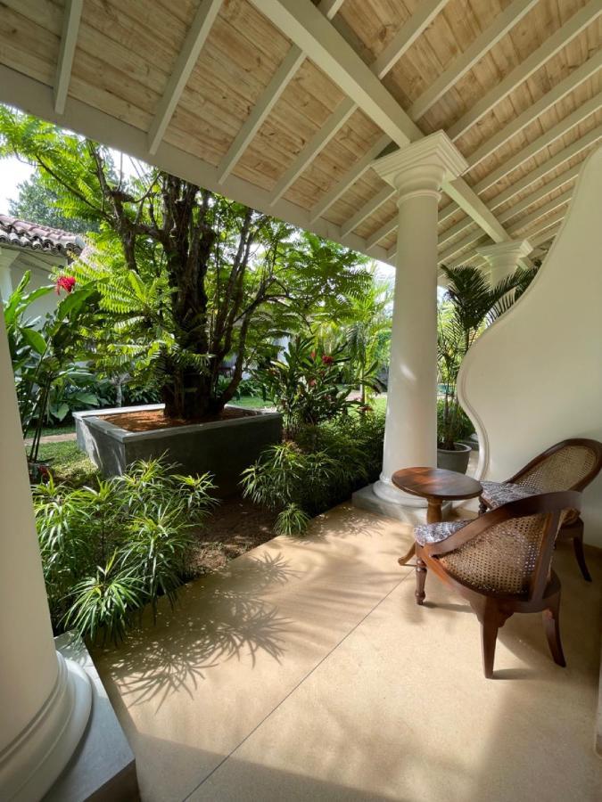 Claire Villa By Younger Villas & Resorts Ahangama Extérieur photo