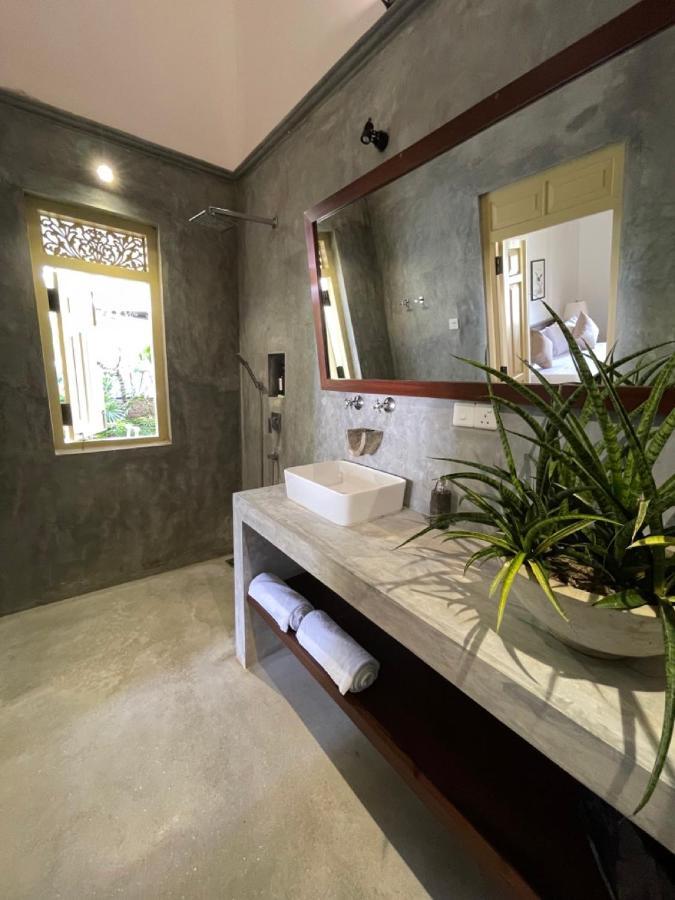Claire Villa By Younger Villas & Resorts Ahangama Extérieur photo