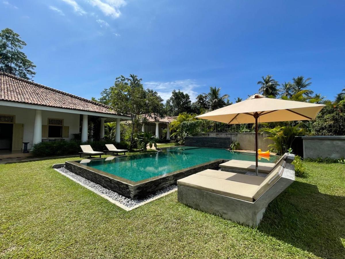 Claire Villa By Younger Villas & Resorts Ahangama Extérieur photo